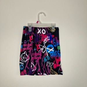 Spray paint skirt